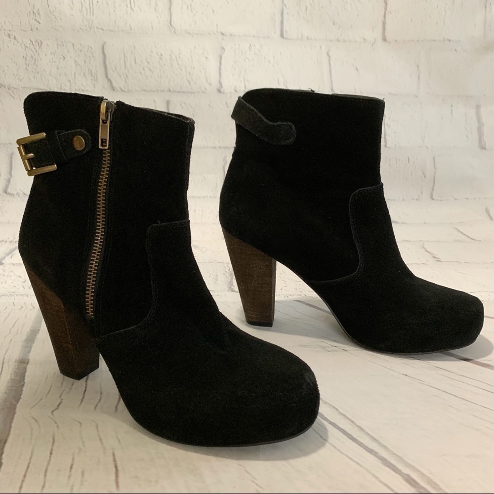 STEVE Madden Gracieee Bootie - Picture 2 of 7